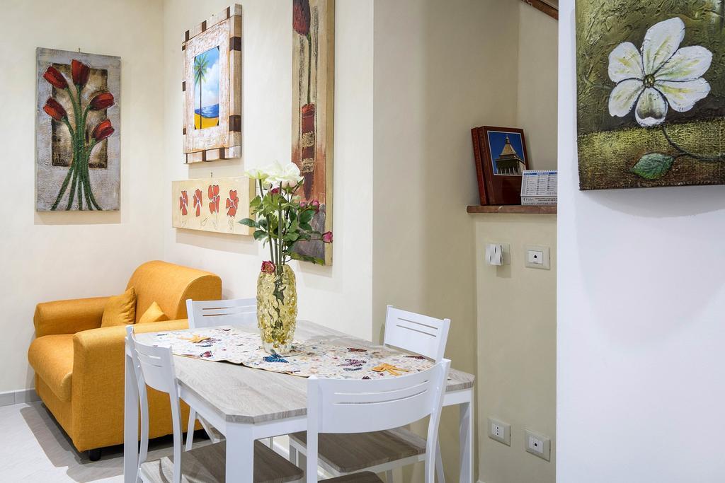 Casa Petra Ai Quattro Canti Palermo Buitenkant foto